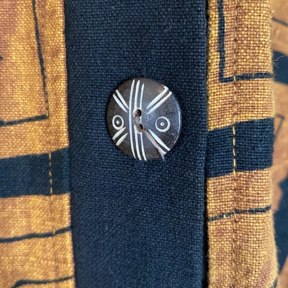 Geometric Patterned Tunic - Picture 3 of 4